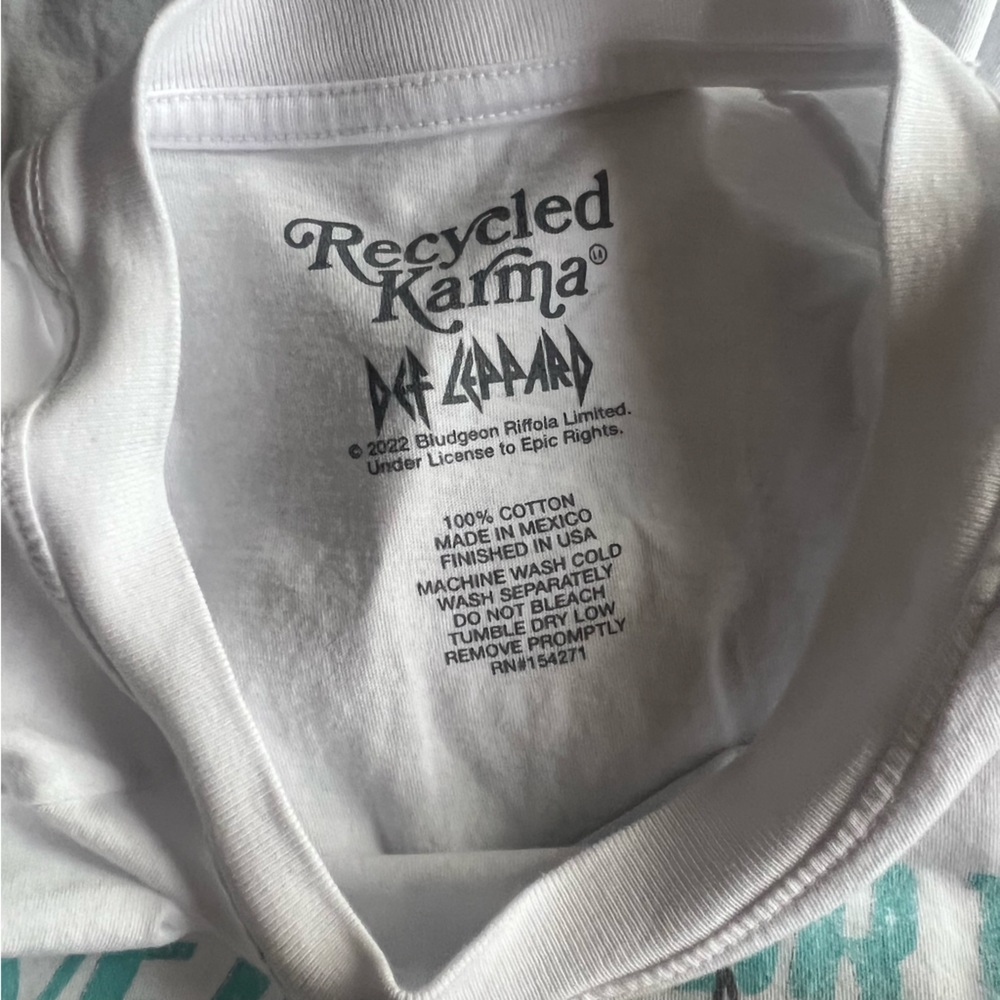 Sold out Recycled Karma Def Leppard Live On Tour One Size Tee - Picture 3 of 5